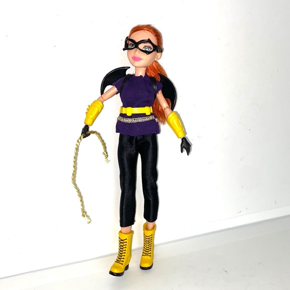 Mattel DC Super Hero Bat Girl and Wonder Woman Dolls - Picture 6 of 9